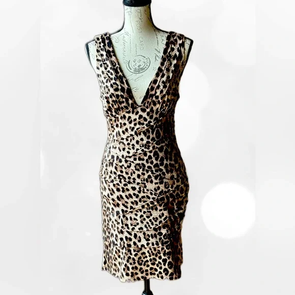 leopard print bodycon dress forever 21 Forever 21 Leopard Print Deep V-Neck Ruched Dress, Stretch Fabric, Like New  (M)